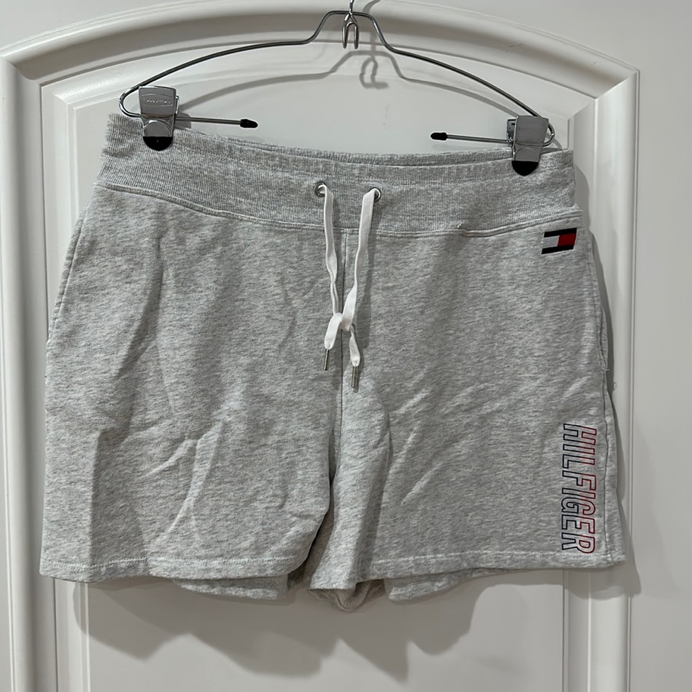 Tommy Hilfiger Sport shorts size XL